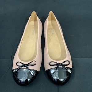 NWT Vionic Blush Minna Ballet Flats